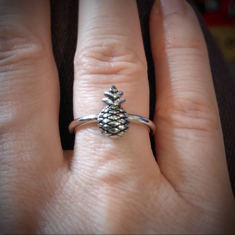 💕Beautiful Sterling Silver Pineapple Ring💕 - Picture 8 of 8
